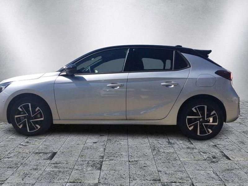 Gebraucht Opel Corsa 101 PS (74 kW) 2024 Kristal silber Kleinwagen