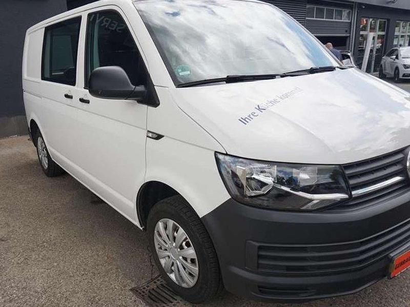 Gebraucht VW Transporter 102 PS (75 kW) 2019 Candyweiß Van