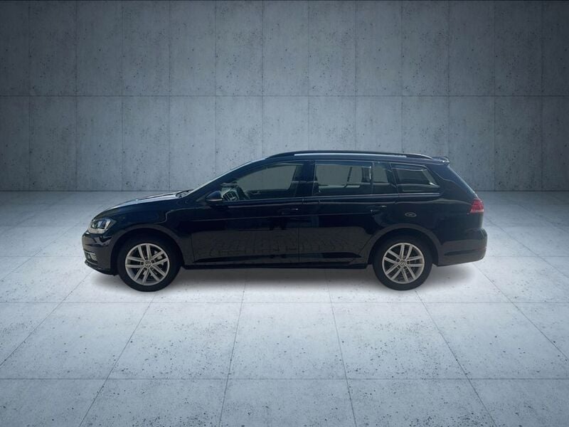 Gebraucht VW Golf VII Comfortline 116 PS (85 kW) 2017 Schwarz Kombi