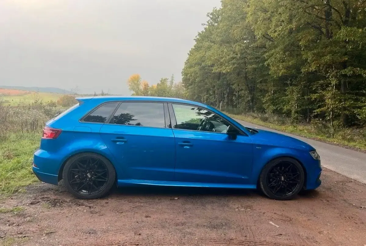 Gebraucht Audi A3 Sportback 184 PS (135 kW) 2017 Blau Kleinwagen