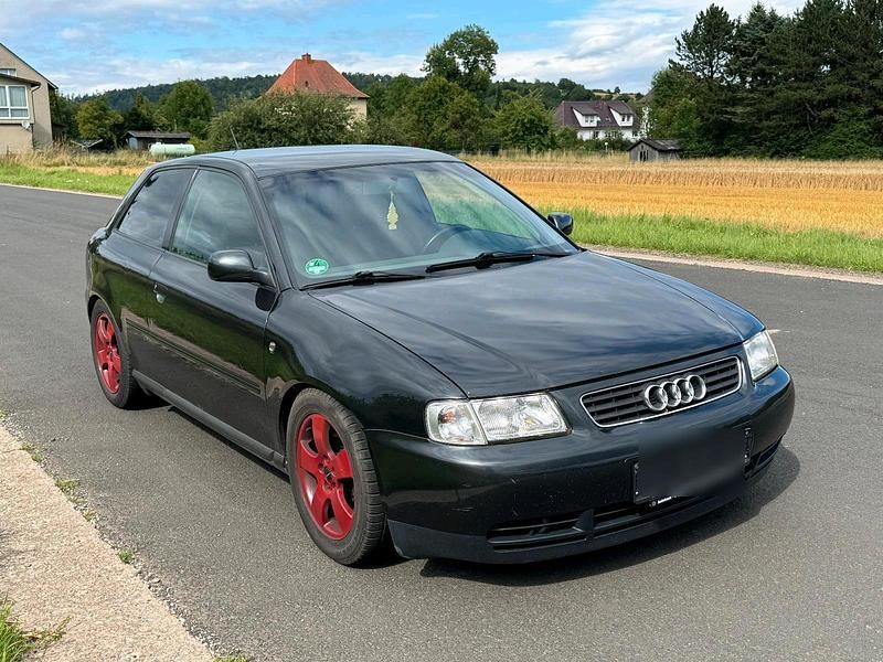 Schwarz Gebraucht 1998 Audi A3 Kleinwagen | 1.800 € (Fairer Preis) - Bild 1/4