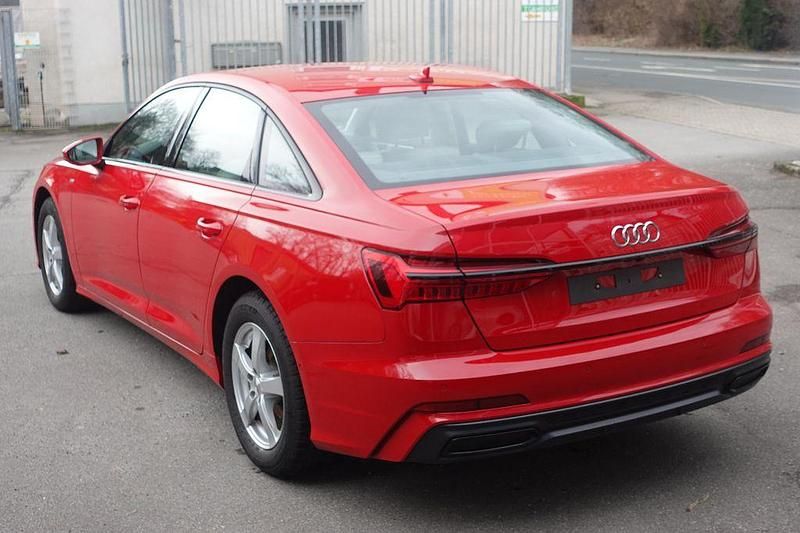 Gebraucht Audi A6 Design 204 PS (150 kW) 2021 Tangorot metallic Limousine