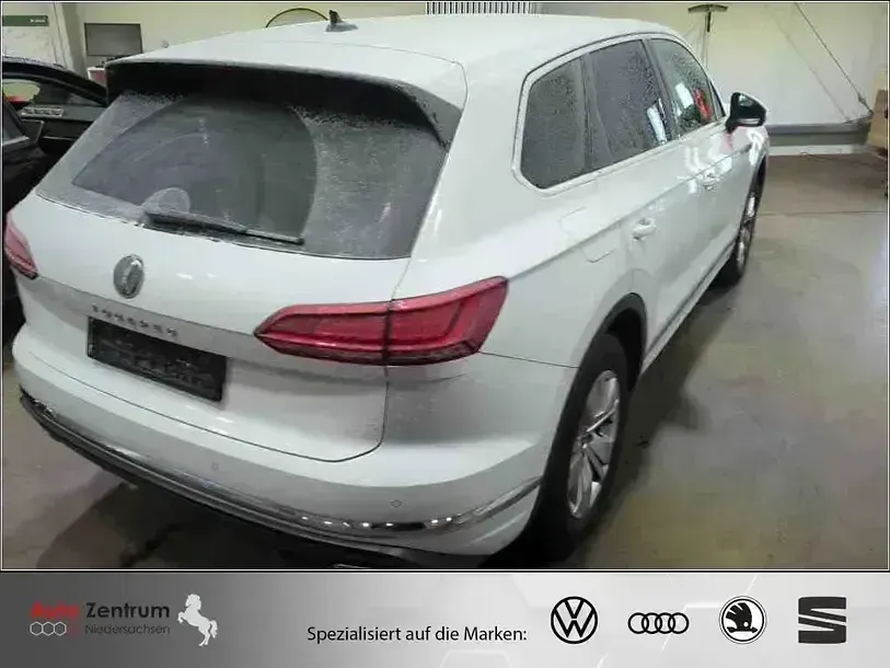 Gebraucht VW Touareg Atmosphere 231 PS (169 kW) 2022 Weiß SUV