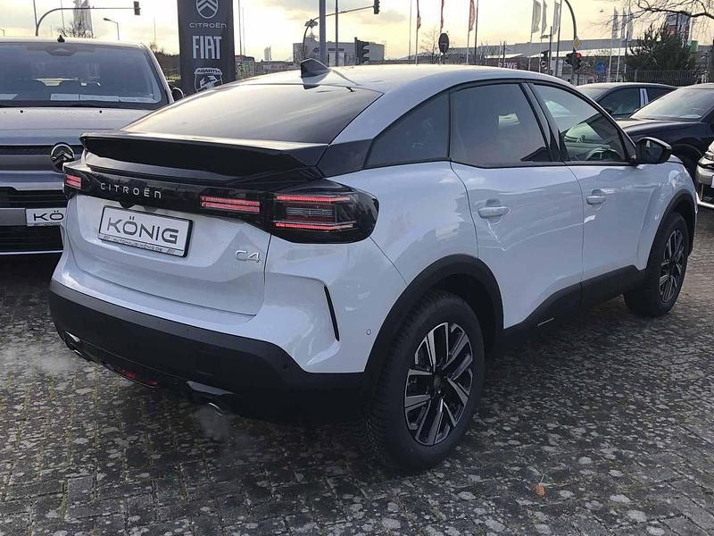 Neu Citroën C4 131 PS (96 kW) 2026 Weiß Limousine