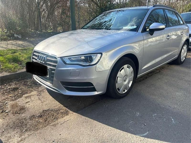Gebraucht 2016 Audi A3 Sportback Limousine | 10.900 € (Guter Preis) - Bild 1/4