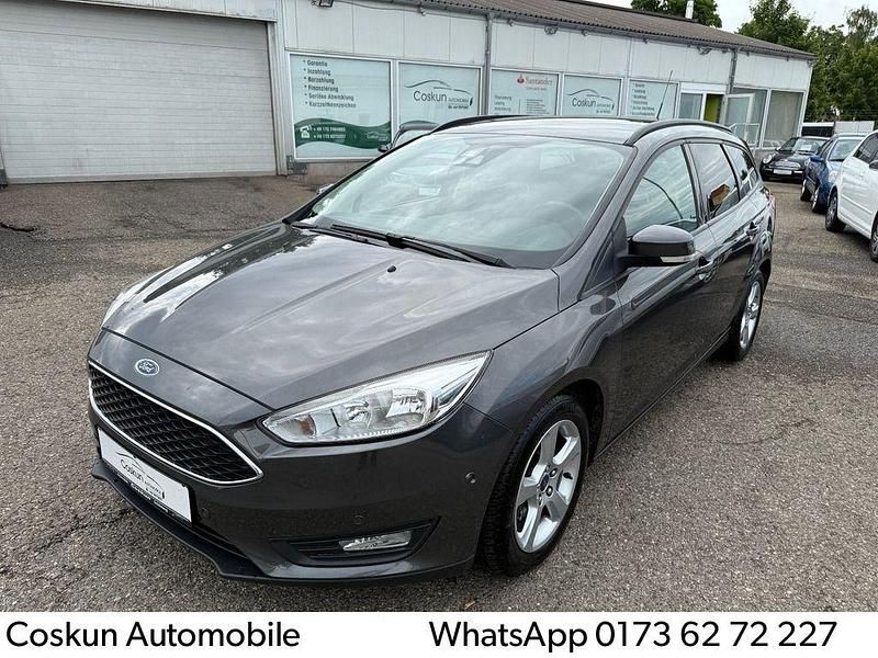 Grau Gebraucht 2016 Ford Focus Business Edition Kombi | 6.990 € (Fairer Preis) - Bild 1/4