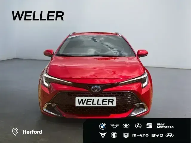 Gebraucht Toyota Corolla Team 140 PS (102 kW) 2025 Rot Kombi