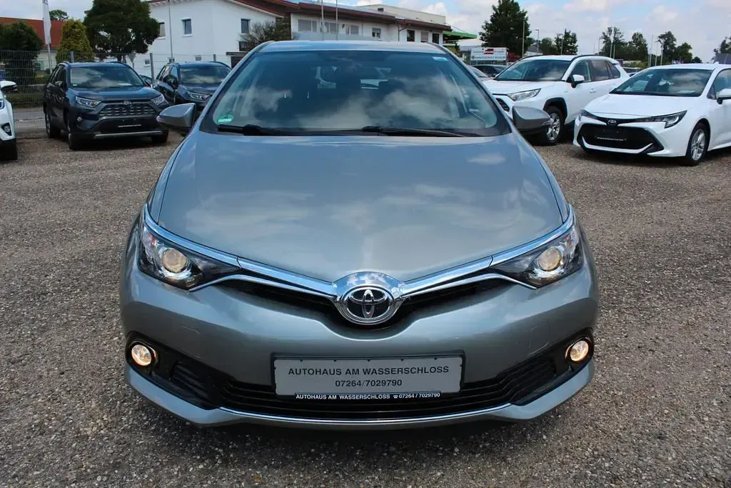 Gebraucht Toyota Auris Design 116 PS (85 kW) 2016 Grau Limousine