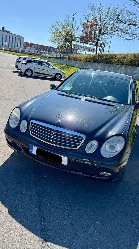 Gebraucht Mercedes E200 Classic 163 PS (119 kW) 2005 Kombi