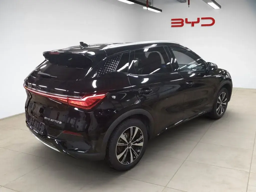 Gebraucht BYD Atto 3 Design 150 kW (204 PS) 2025 Schwarz SUV