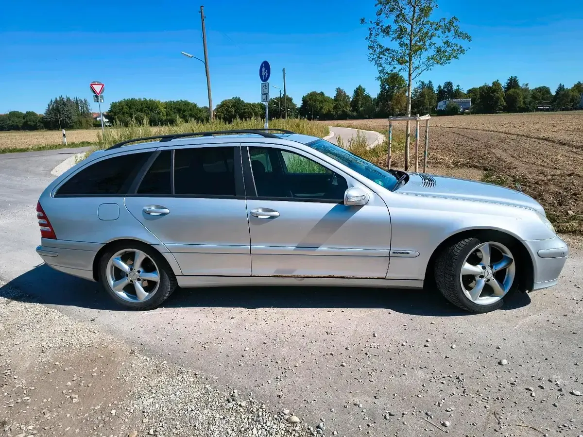 Gebraucht Mercedes C220 Sport Edition 150 PS (110 kW) 2007 Silber Kombi