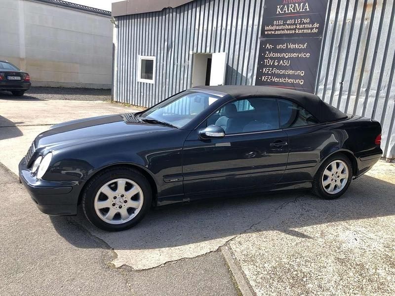 Gebraucht Mercedes CLK200 Avantgarde 163 PS (119 kW) 2000 Schwarz Cabrio