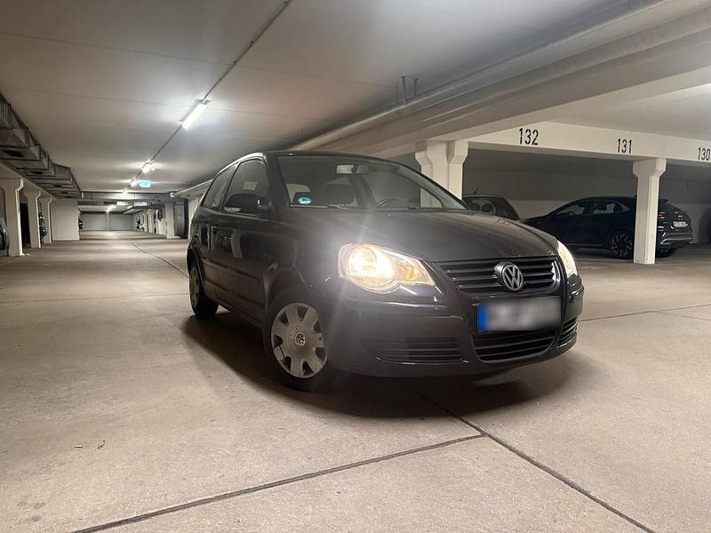 Gebraucht VW Polo 70 PS (51 kW) 2009 Schwarz Kleinwagen