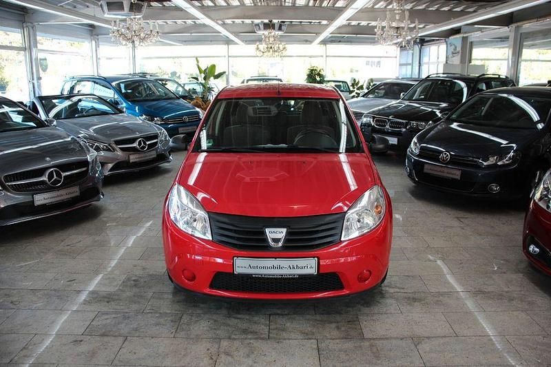 Gebraucht Dacia Sandero Basis 75 PS (55 kW) 2009 Rot Kleinwagen