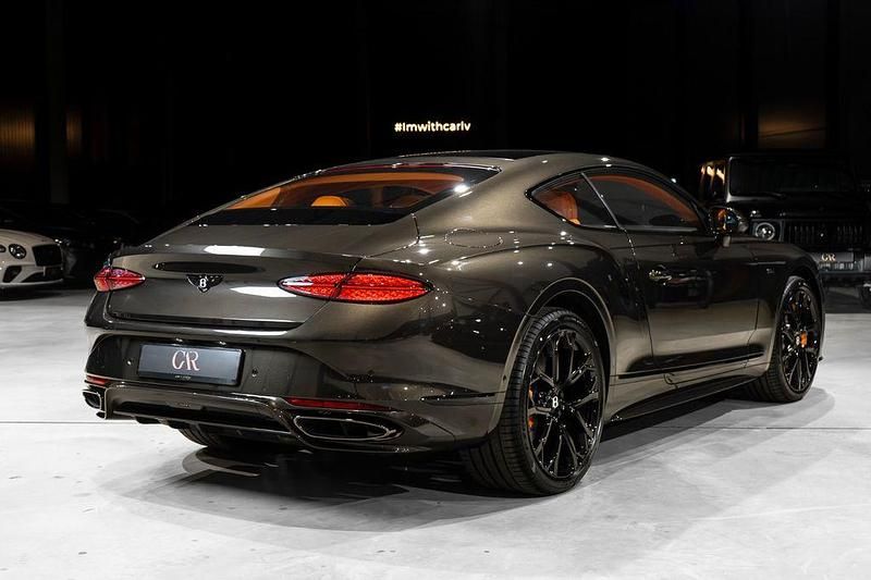 Neu Bentley Continental Mulliner 600 PS (441 kW) 2026 Braun