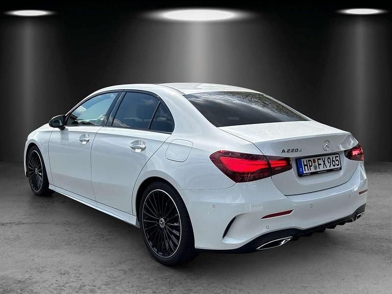 Gebraucht Mercedes A220 AMG line 190 PS (139 kW) 2023 Andere farbe Limousine