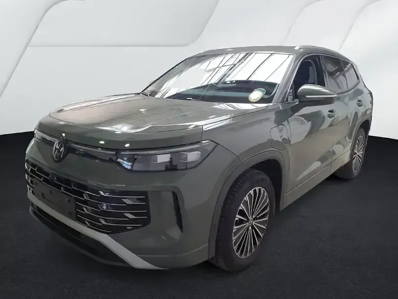 Gebraucht VW Tayron Elegance 204 PS (150 kW) 2025 Grün SUV