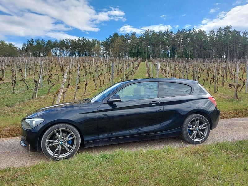 Gebraucht BMW 116 136 PS (100 kW) 2014 Schwarz Kleinwagen