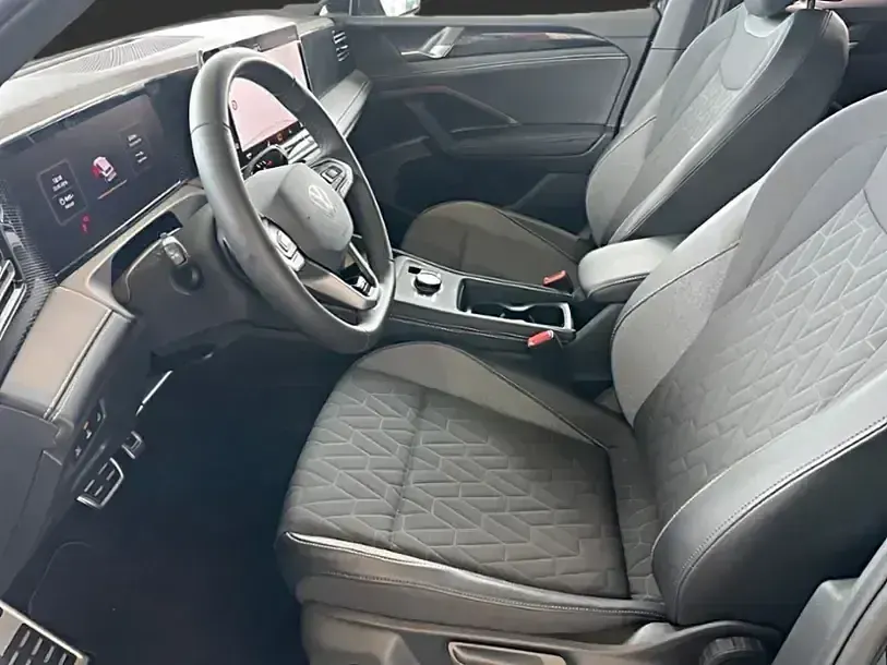 Gebraucht VW Tiguan Goal 2025 Schwarz SUV
