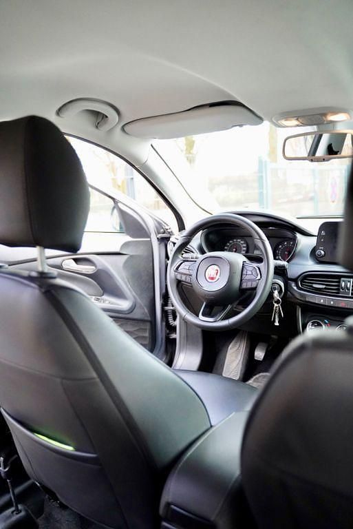 Gebraucht Fiat Tipo 120 PS (88 kW) 2019 Grau Limousine