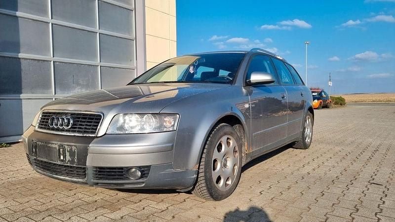 Gebraucht Audi A4 179 PS (131 kW) 2002 Grau Kombi