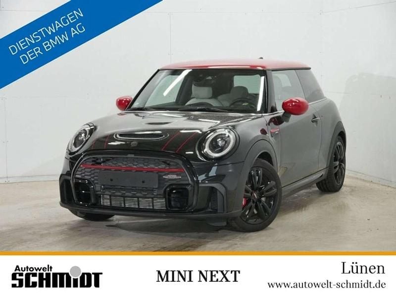 Gebraucht Mini John Cooper Works 231 PS (169 kW) 2022 Midnight black metallic Kleinwagen