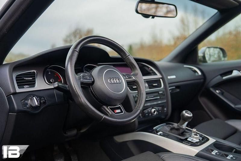 Gebraucht Audi A5 Cabriolet S-Line 177 PS (130 kW) 2013 Grau Cabrio