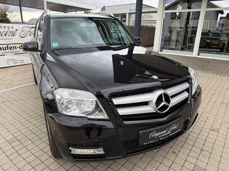 Gebraucht Mercedes GLK220 170 PS (125 kW) 2012 Obsidianschwarz  metalliclack SUV
