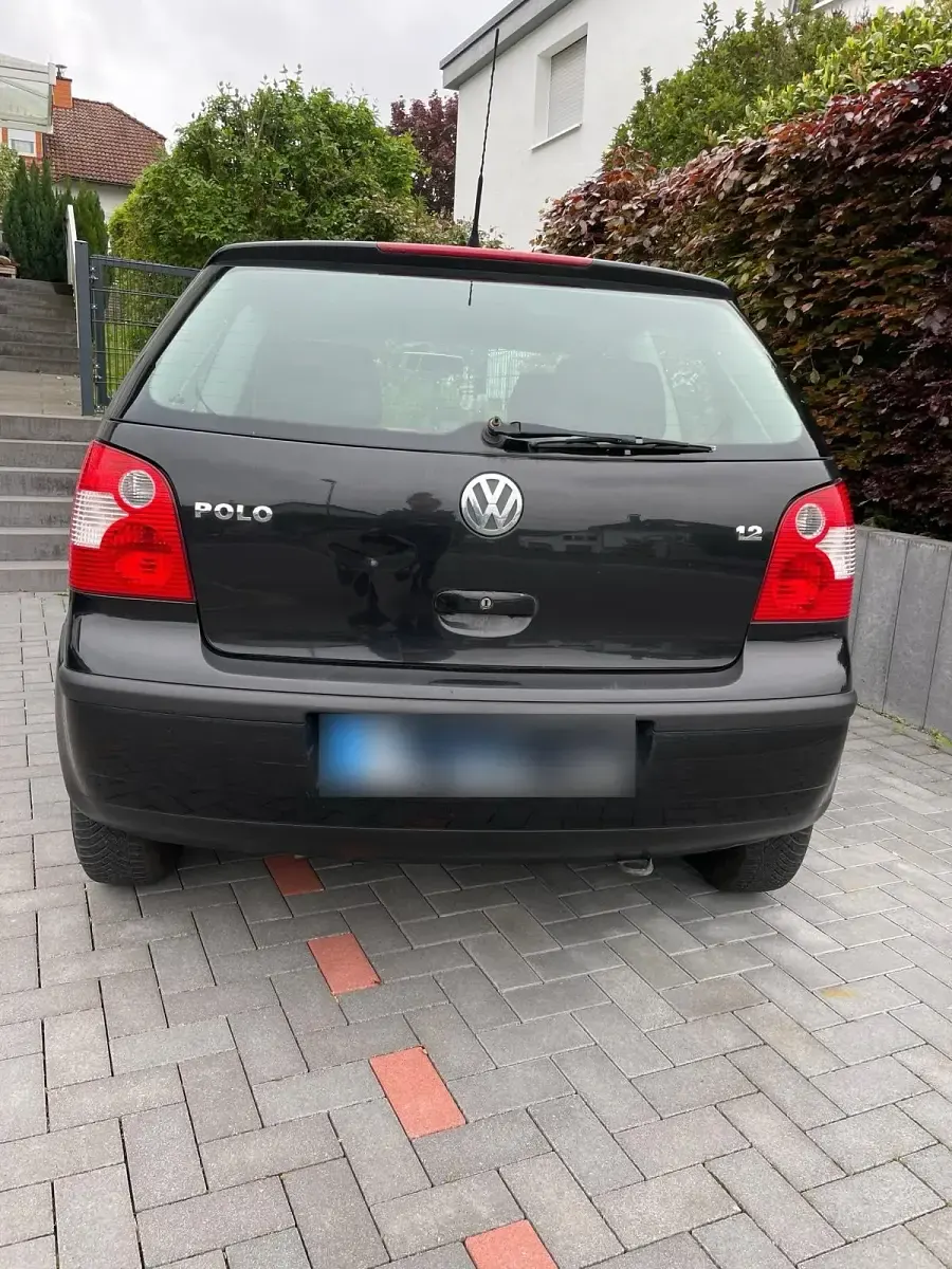 Gebraucht VW Polo 64 PS (47 kW) 2002 Schwarz Kleinwagen
