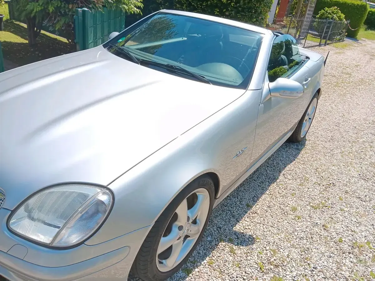 Gebraucht Mercedes SLK200 163 PS (119 kW) 2005 Silber Cabrio