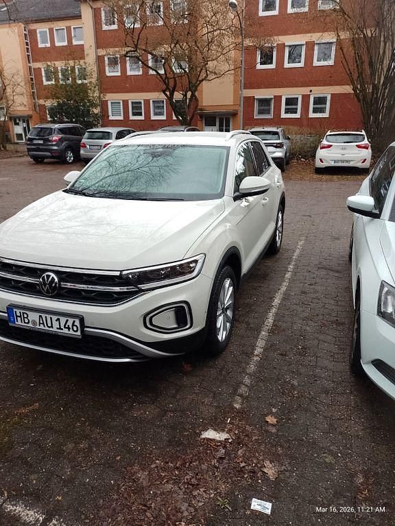 Gebraucht VW T-Roc Trendline 116 PS (85 kW) 2025 Grau SUV