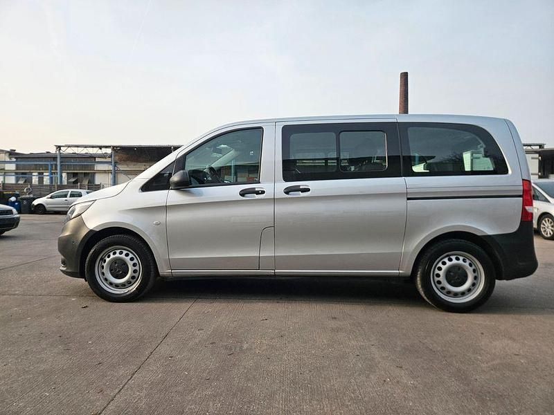 Gebraucht Mercedes Vito 163 PS (119 kW) 2019 Silber Van