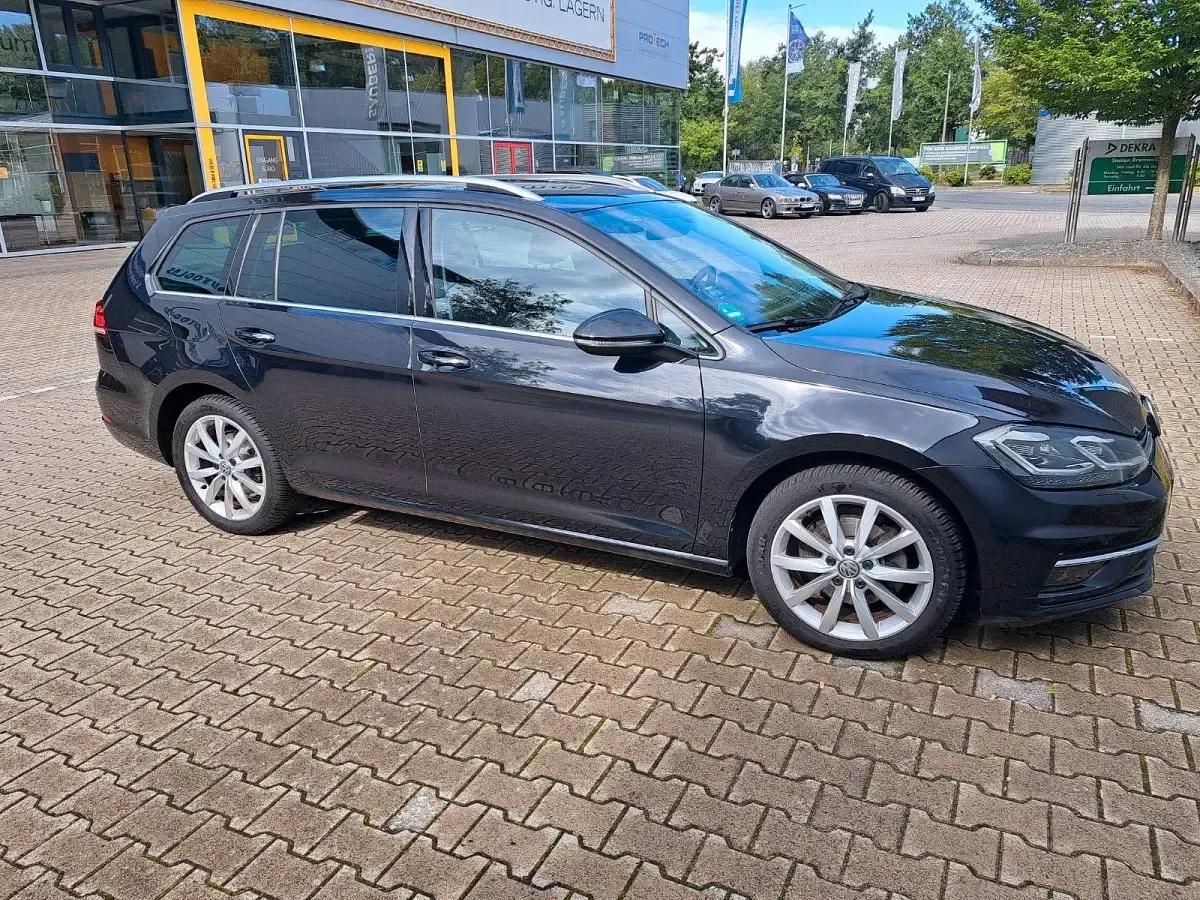Gebraucht VW Golf VII United 150 PS (110 kW) 2020 Schwarz Kombi