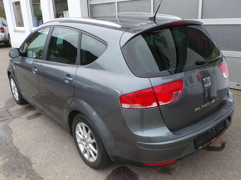 Gebraucht Seat Altea XL Copa 140 PS (102 kW) 2013 "pirineos" grau Van / Kleinbus