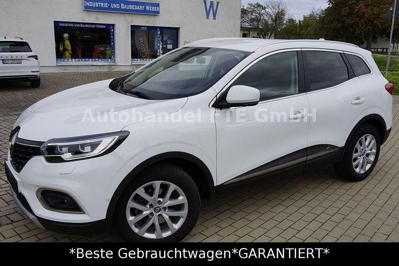 Weiß Gebraucht 2019 Renault Kadjar LIMITED Deluxe SUV | 12.999 € (Guter Preis) - Bild 1/4
