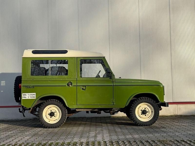 Gebraucht Land Rover 3 63 PS (46 kW) 1982 Grün SUV