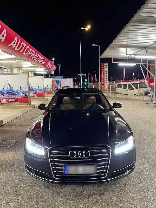 Schwarz Gebraucht 2015 Audi A8 Comfort Limousine | 22.999 € (Superpreis) - Bild 1/4