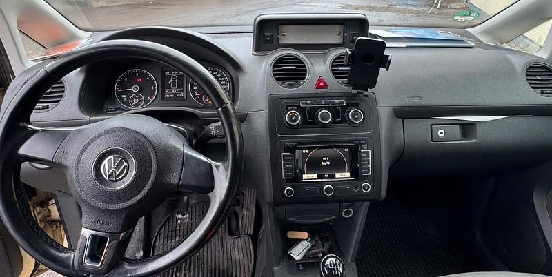 Gebraucht VW Caddy Maxi 140 PS (102 kW) 2015 Van / Kleinbus