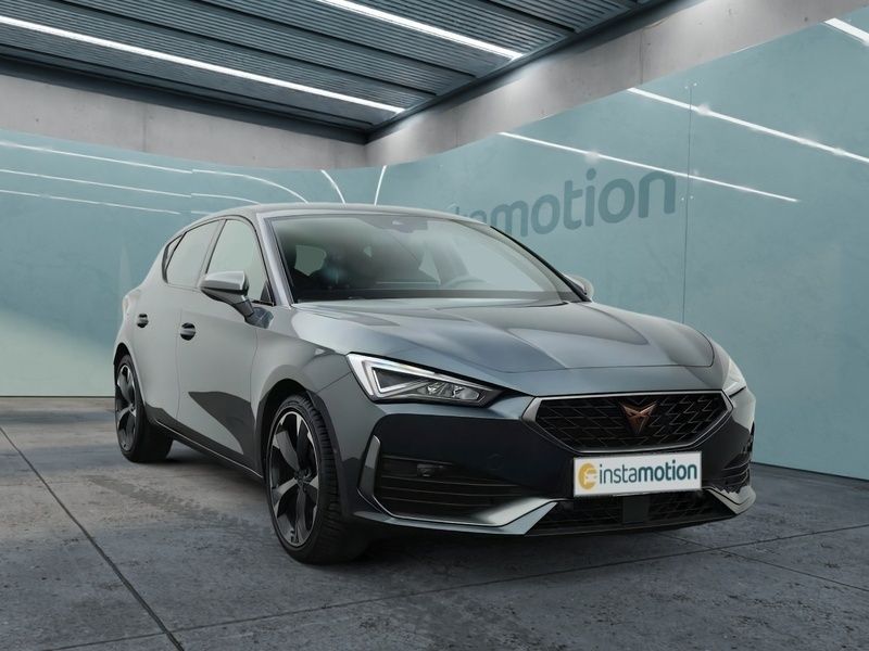 Grau Gebraucht 2024 Cupra Leon Limousine | 30.599 € (Fairer Preis) - Bild 1/4