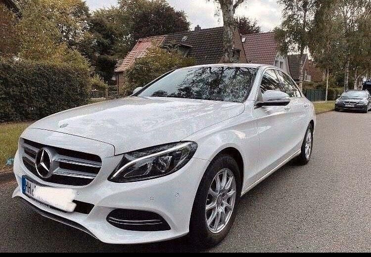Second-hand Mercedes 190 2014 Alb Berlinǎ