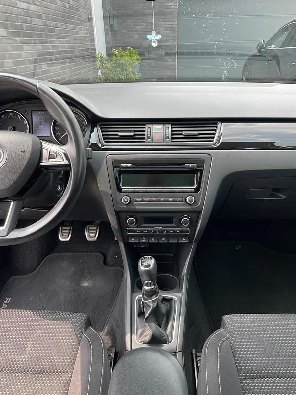 Gebraucht Skoda Rapid 86 PS (63 kW) 2014 Weiß Kleinwagen