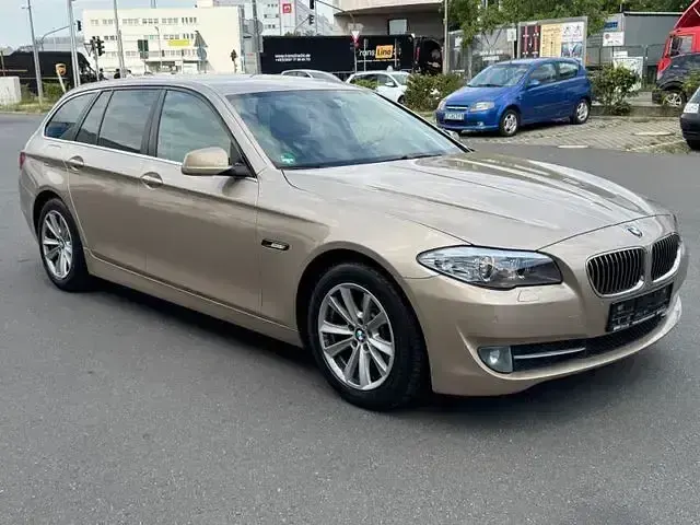 Używany BMW 520 184 KM (135 kW) 2013 Beżowy Sedan/Limuzyna