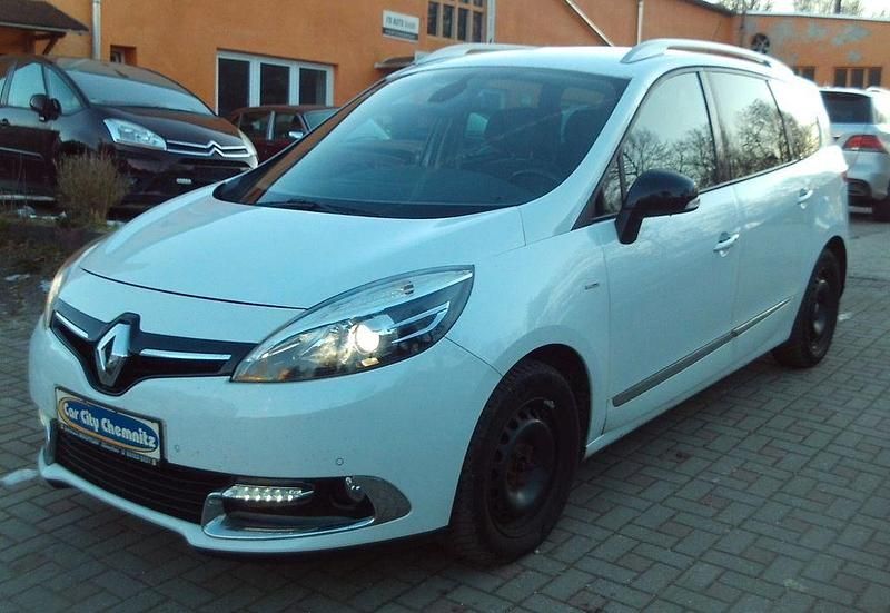 Weiß Gebraucht 2014 Renault Scénic III Bose Edition Limousine | 5.999 € (Fairer Preis) - Bild 1/4