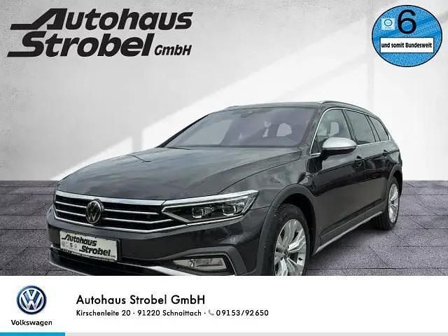 Mangangrau metallic (metallic) Gebraucht 2022 VW Passat Alltrack S Kombi | 36.790 € (Fairer Preis) - Bild 1/3