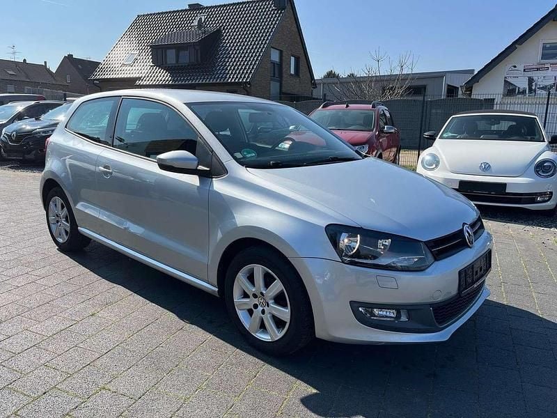 Silber Gebraucht 2010 VW Polo Highline Kleinwagen | 3.900 € (Guter Preis) - Bild 1/4