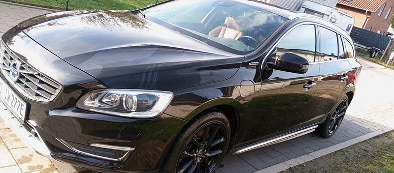 Gebraucht Volvo V60 288 PS (211 kW) 2013 Schwarz Kombi