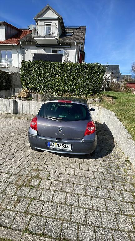 Gebraucht Renault Clio II Exception 98 PS (72 kW) 2007 Grau Limousine
