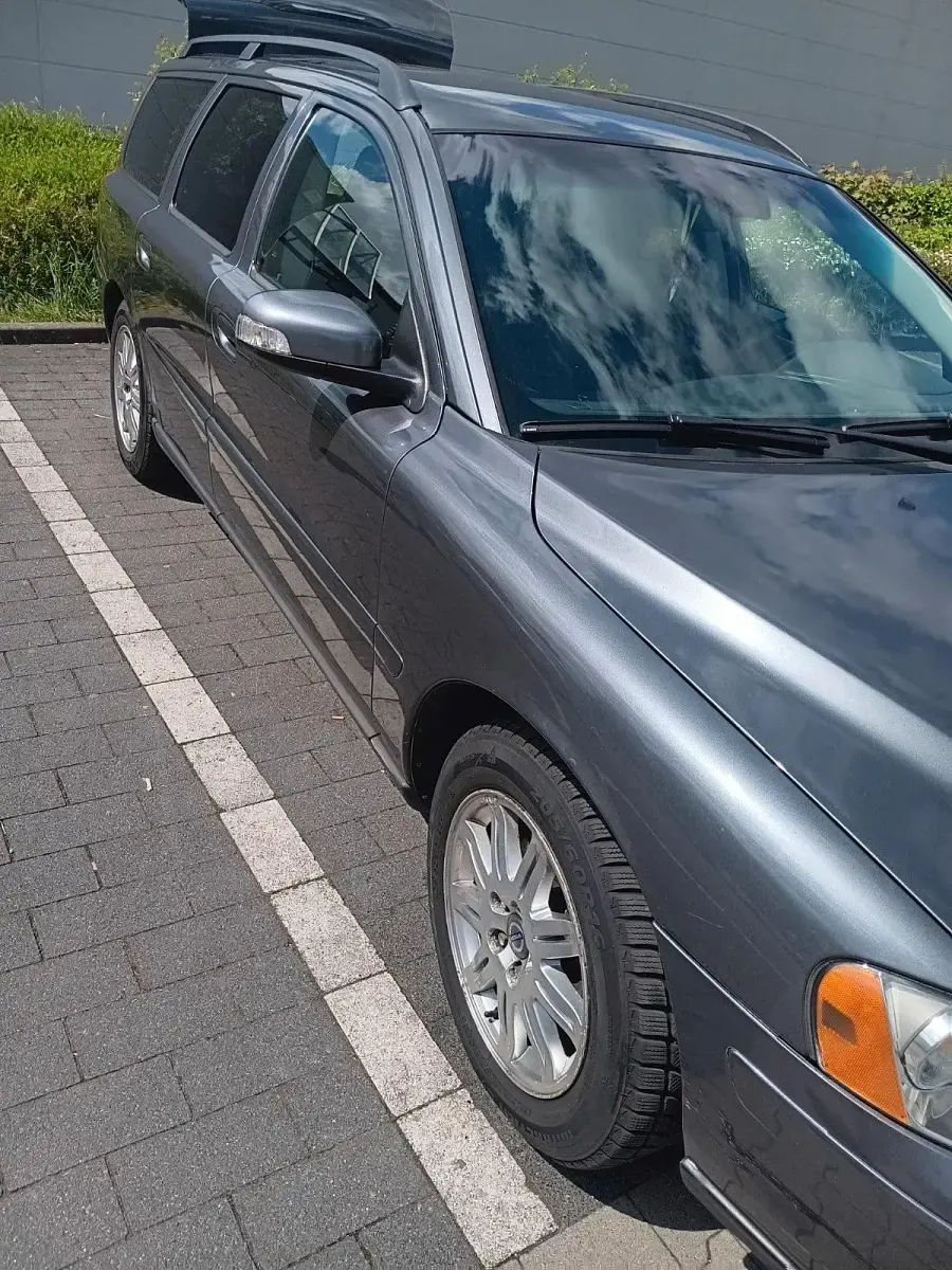 Brugt Volvo V70 163 HK (119 kW) 2007 Grå Stationcar