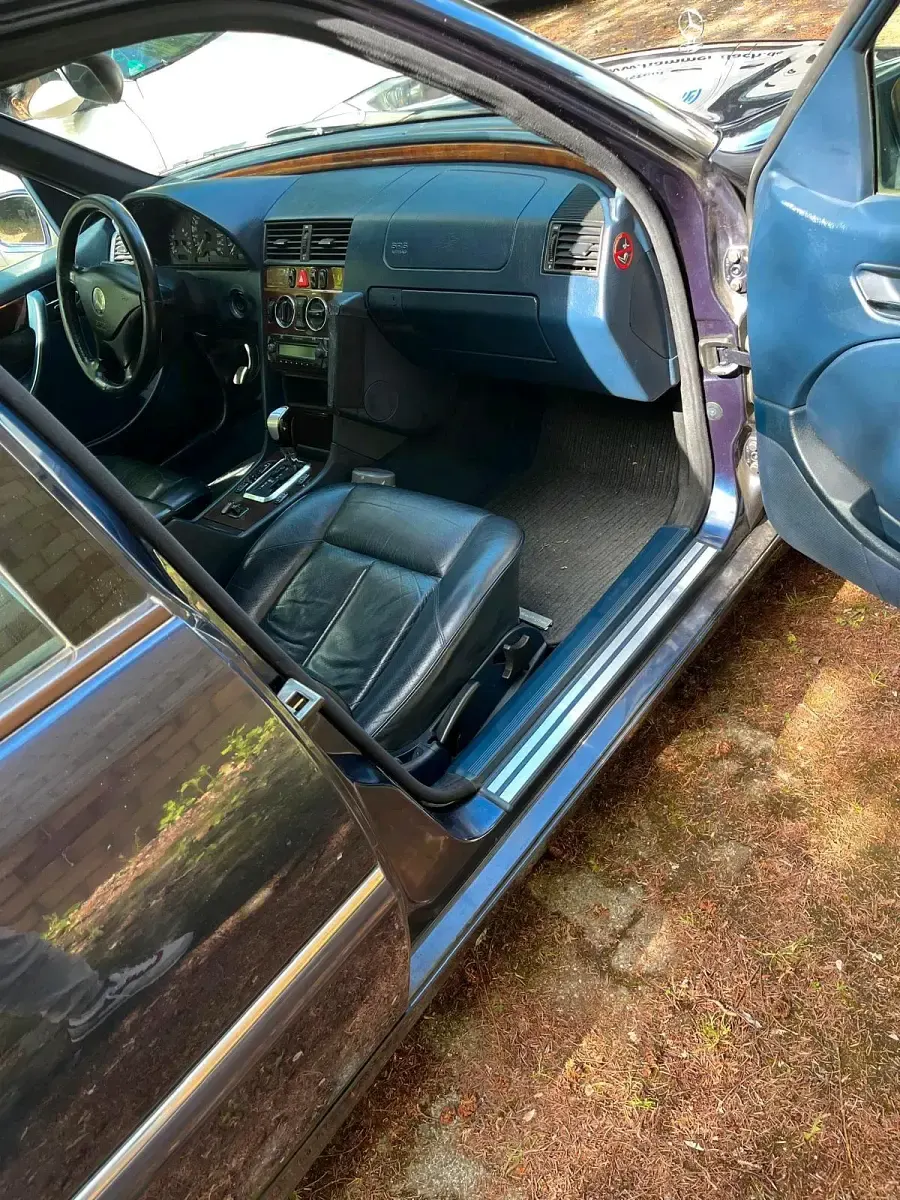 Gebraucht Mercedes C240 170 PS (125 kW) 1998 Blau Limousine