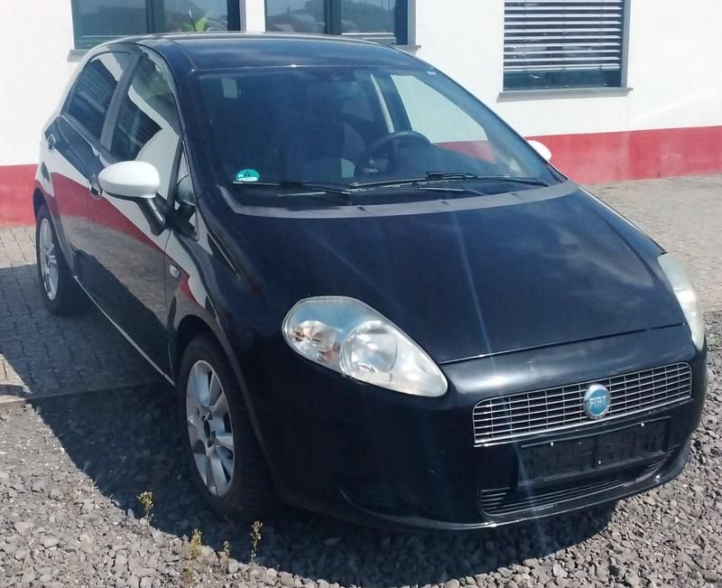 Schwarz Gebraucht 2007 Fiat Grande Punto Kleinwagen | 2.000 € (Guter Preis) - Bild 1/4